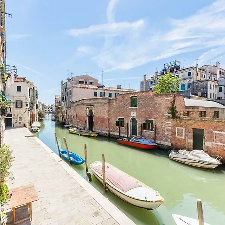 Daire Ca' Tintoretto Canal View